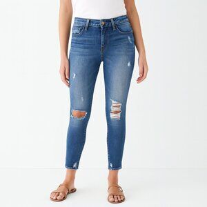 True Religion Halle Skinny Jeans Women’s Size 29 Mid Rise Distressed Denim USA